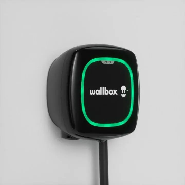 borne de recharge intelligente wallbox pulsar plus 7,4/22kw cable attache 5m wallbox